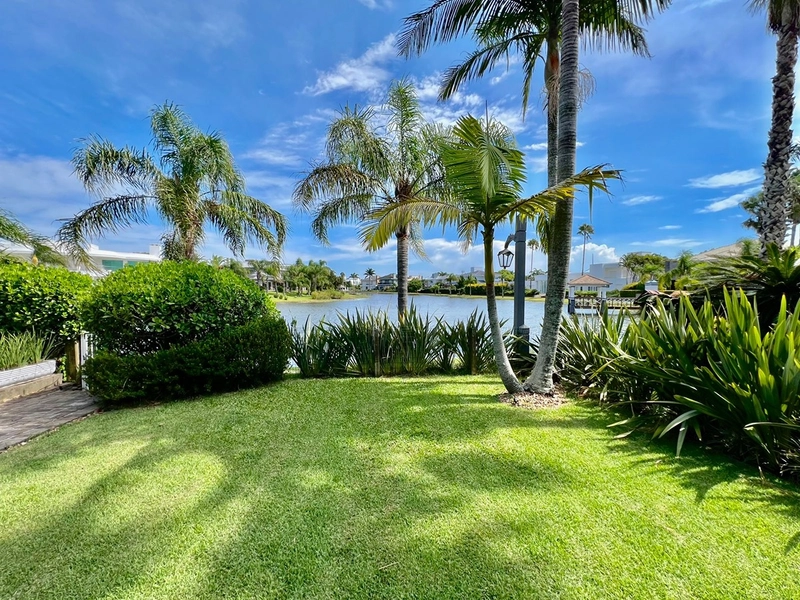 Sobrado beira lago no Condomínio Atlântida Ilhas Park em Atlântida - Xangri-lá!: 11ª foto da galeria de imagens do imóvel