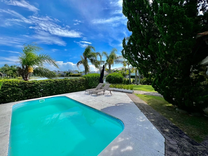 Sobrado beira lago no Condomínio Atlântida Ilhas Park em Atlântida - Xangri-lá!: 20ª foto da galeria de imagens do imóvel