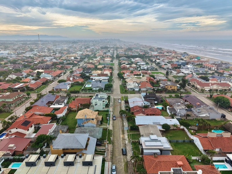 Oportunidade no Centro de Xangri-lá! Casa Térrea com ampla pátio e perto do mar! : 4ª foto da galeria de imagens do imóvel