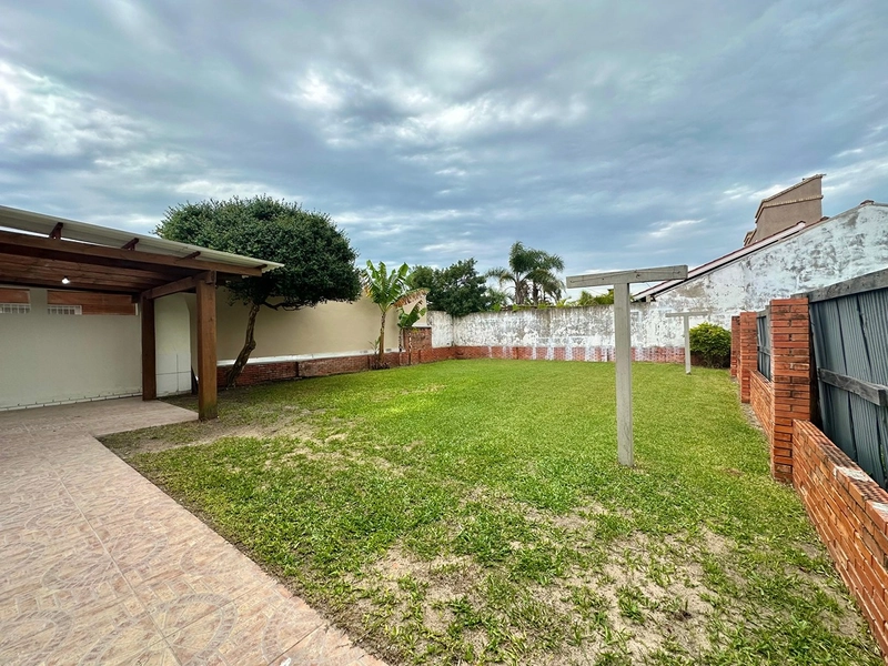 Oportunidade no Centro de Xangri-lá! Casa Térrea com ampla pátio e perto do mar! : 6ª foto da galeria de imagens do imóvel