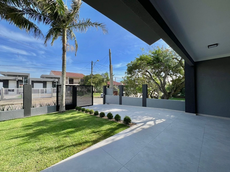 Maravilhosa casa à venda na Praia de Xangri-lá, próximo do mar e dos principais comércios. : 25ª foto da galeria de imagens do imóvel