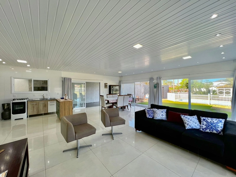 Casa à venda em Xangri-lá, no centro, lado Mar e de esquina com Alameda. Próximo do Mar. : 9ª foto da galeria de imagens do imóvel