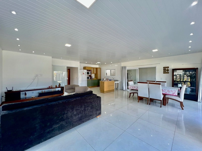 Casa à venda em Xangri-lá, no centro, lado Mar e de esquina com Alameda. Próximo do Mar. : 10ª foto da galeria de imagens do imóvel