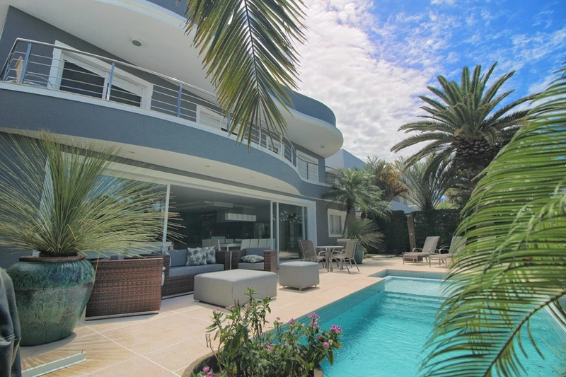 Mansão Beira Lago com 6 suítes à Venda no Ilhas Park em Atlântida.: 7ª foto da galeria de imagens do imóvel