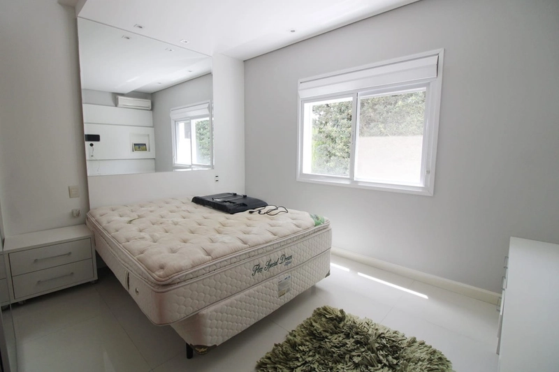 Mansão Beira Lago com 6 suítes à Venda no Ilhas Park em Atlântida.: 22ª foto da galeria de imagens do imóvel