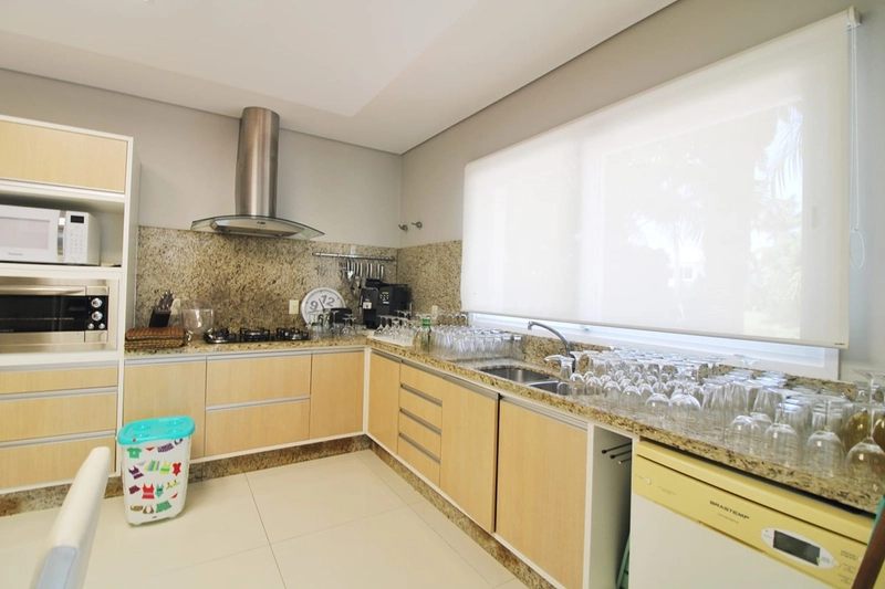 Mansão Beira Lago com 6 suítes à Venda no Ilhas Park em Atlântida.: 13ª foto da galeria de imagens do imóvel