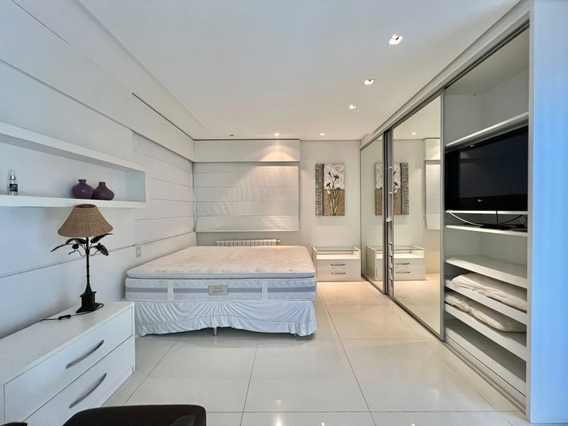 Mansão de 2 terrenos Beira Lago no Condomínio Atlântida Ilhas Park com 6 suítes. : 37ª foto da galeria de imagens do imóvel