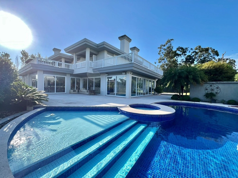 Mansão de 2 terrenos Beira Lago no Condomínio Atlântida Ilhas Park com 6 suítes. : 2ª foto da galeria de imagens do imóvel