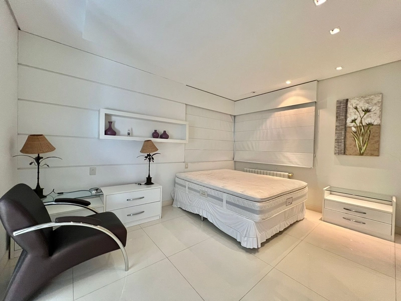 Mansão de 2 terrenos Beira Lago no Condomínio Atlântida Ilhas Park com 6 suítes. : 38ª foto da galeria de imagens do imóvel