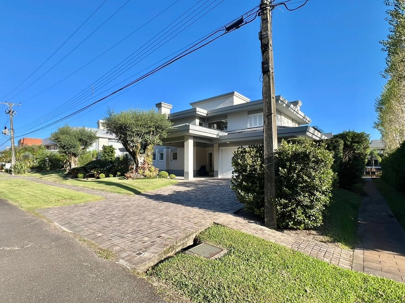 Mansão de 2 terrenos Beira Lago no Condomínio Atlântida Ilhas Park com 6 suítes. : 6ª foto da galeria de imagens do imóvel