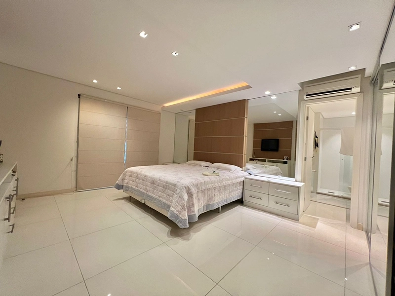 Mansão de 2 terrenos Beira Lago no Condomínio Atlântida Ilhas Park com 6 suítes. : 26ª foto da galeria de imagens do imóvel