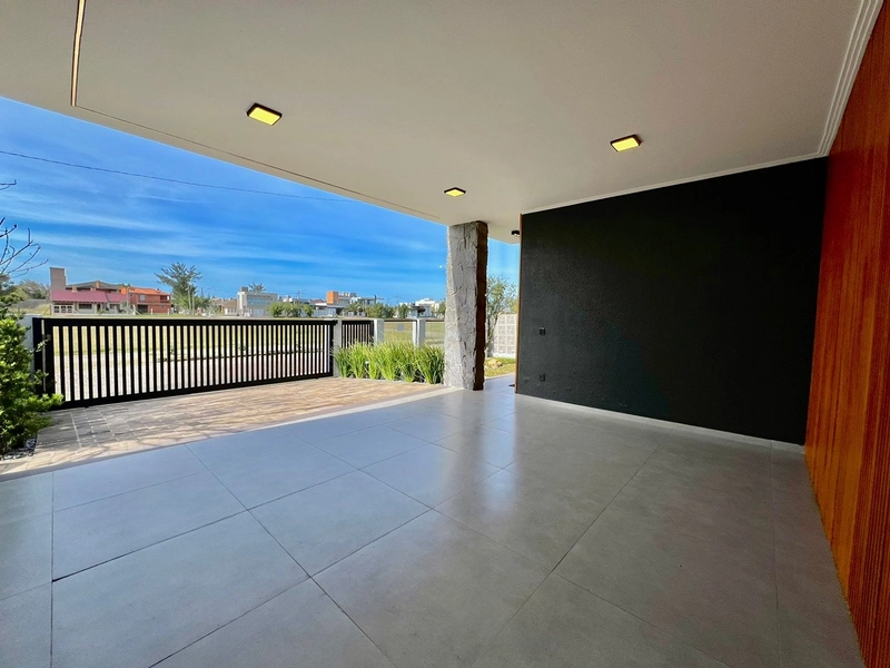 Casa Nova Perto do Mar à Venda! : 8ª foto da galeria de imagens do imóvel