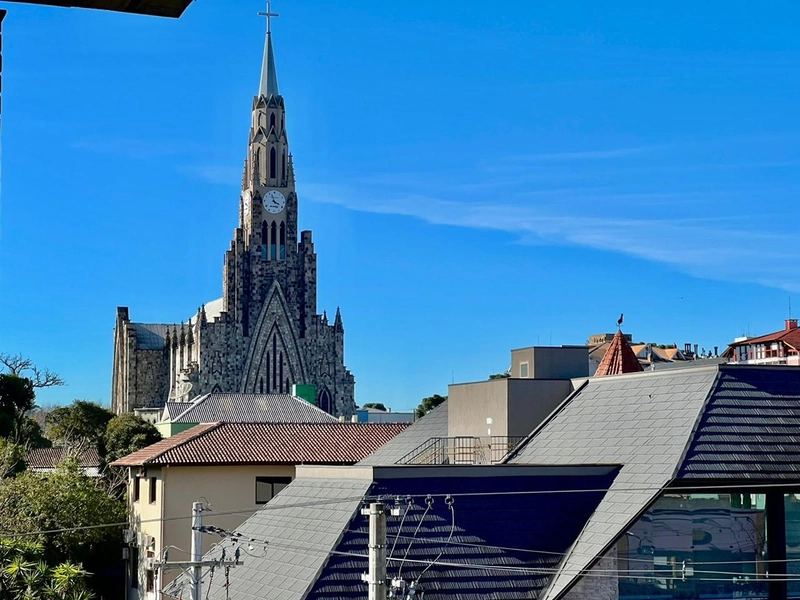 Incrível apartamento à venda, com uma linda vista para Igreja Catedral de Pedras em Canela, na Serra Gaúcha!: 1ª foto da galeria de imagens do imóvel