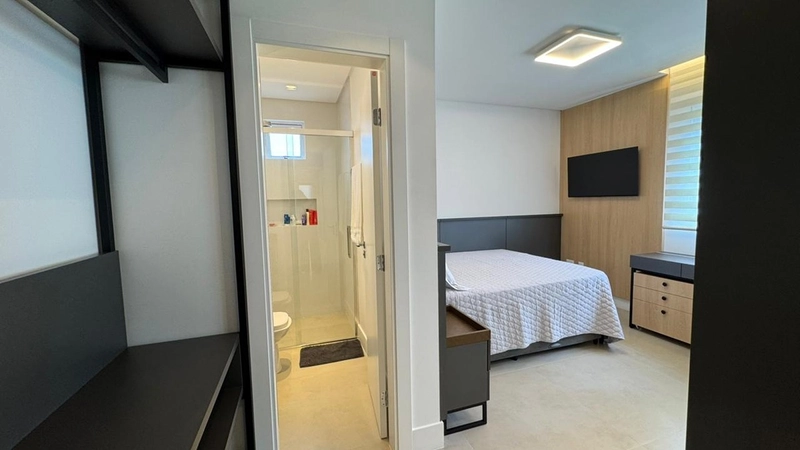 Balneário Camboriú - Centro - Próximo do Mar - Apartamento Giardino c/ 280m² privativos - 3 suítes individuais - 3 vagas de garagem : 22ª foto da galeria de imagens do imóvel