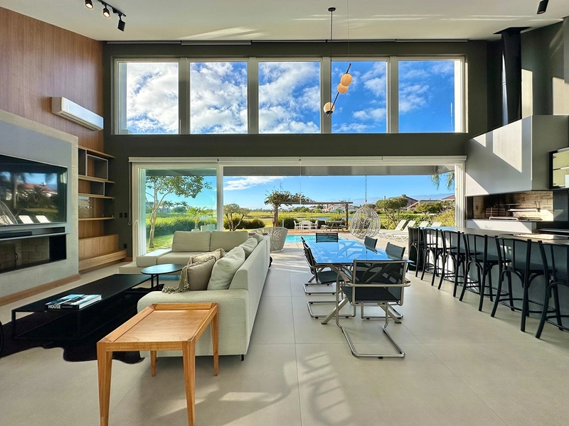 Uma casa incrível, com uma vista exclusiva e privilegiada para o campo de Golfe!: 3ª foto da galeria de imagens do imóvel