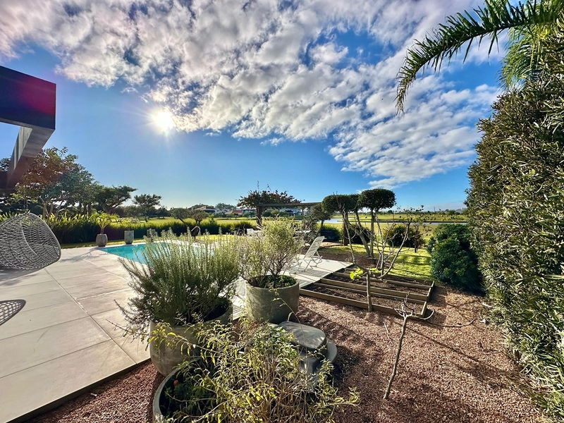 Uma casa incrível, com uma vista exclusiva e privilegiada para o campo de Golfe!: 11ª foto da galeria de imagens do imóvel