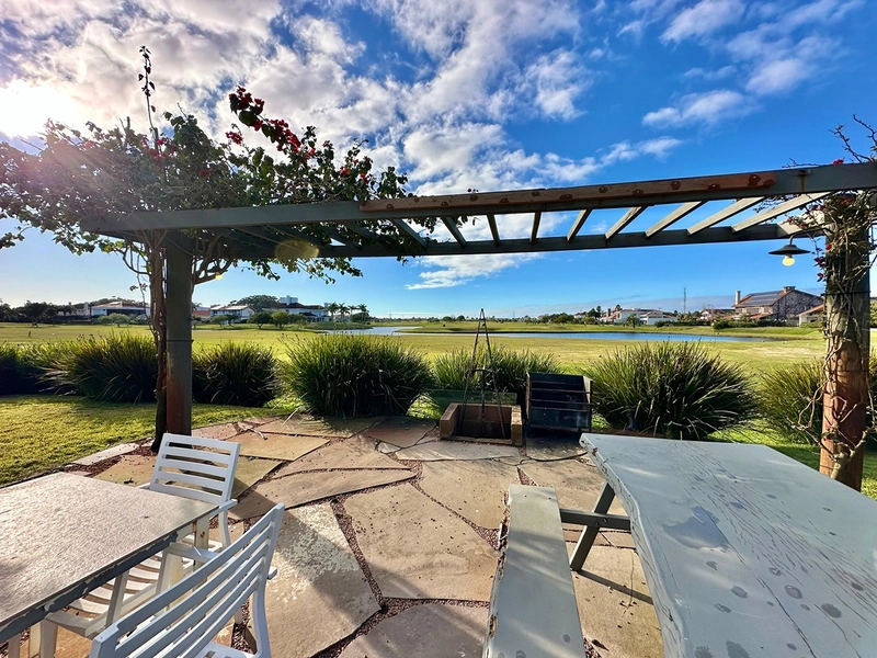 Uma casa incrível, com uma vista exclusiva e privilegiada para o campo de Golfe!: 10ª foto da galeria de imagens do imóvel