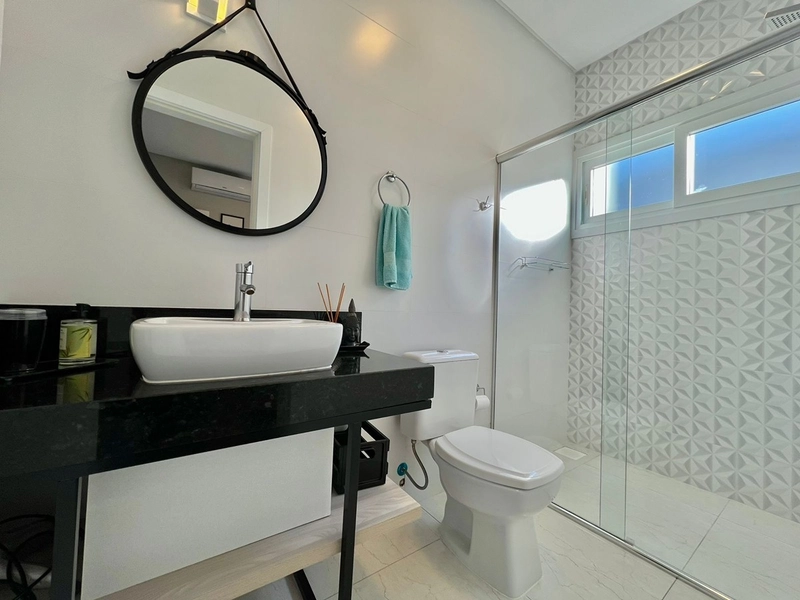 Uma casa funcional, de fundos para área verde com bastante espaço e ventilação! : 34ª foto da galeria de imagens do imóvel