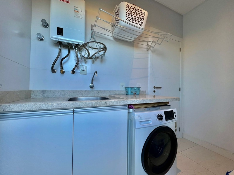 Uma casa funcional, de fundos para área verde com bastante espaço e ventilação! : 37ª foto da galeria de imagens do imóvel