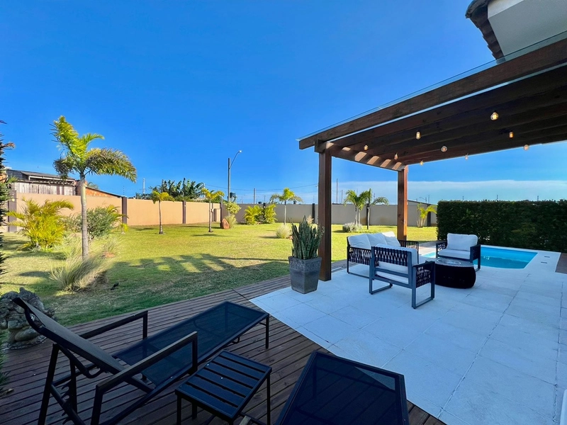 Uma casa funcional, de fundos para área verde com bastante espaço e ventilação! : 20ª foto da galeria de imagens do imóvel