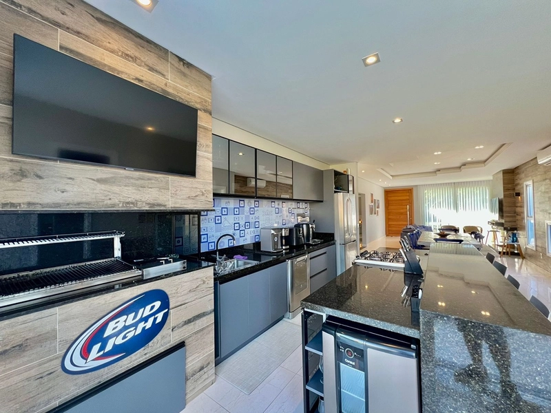 Uma casa funcional, de fundos para área verde com bastante espaço e ventilação! : 15ª foto da galeria de imagens do imóvel