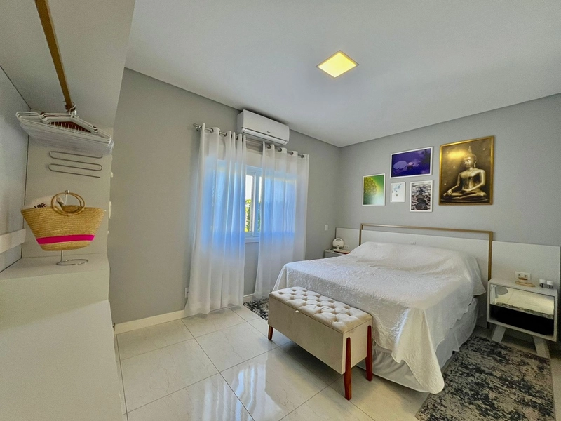 Uma casa funcional, de fundos para área verde com bastante espaço e ventilação! : 31ª foto da galeria de imagens do imóvel