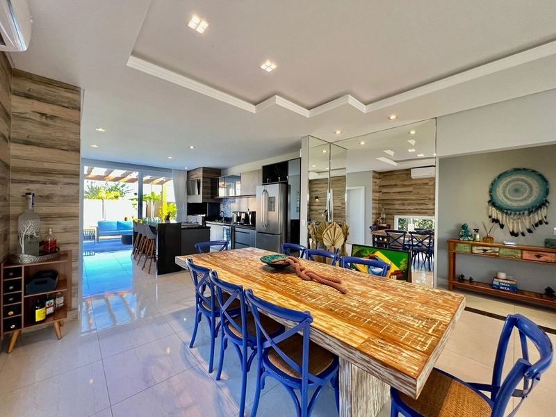 Uma casa funcional, de fundos para área verde com bastante espaço e ventilação! : 12ª foto da galeria de imagens do imóvel