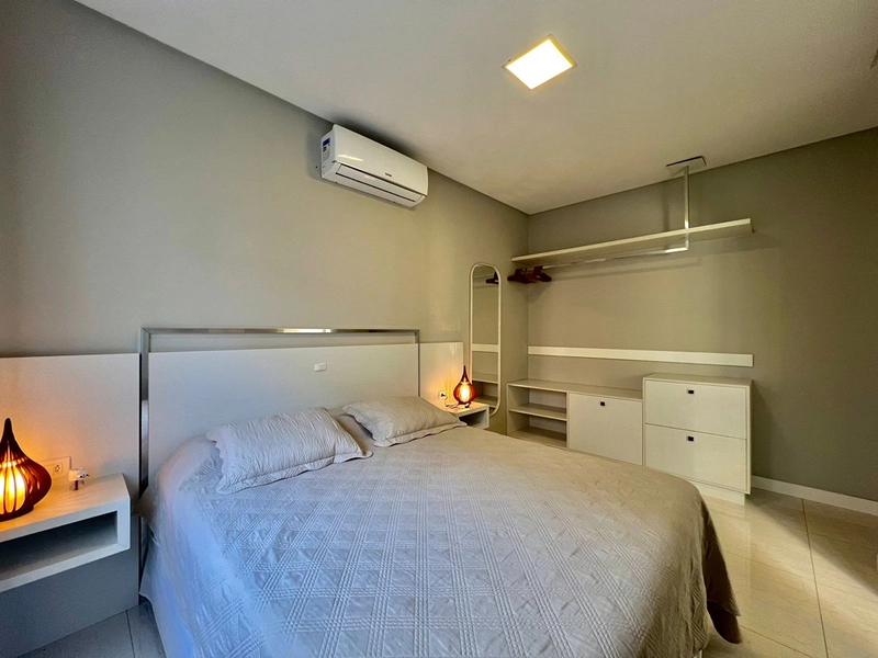 Uma casa funcional, de fundos para área verde com bastante espaço e ventilação! : 28ª foto da galeria de imagens do imóvel