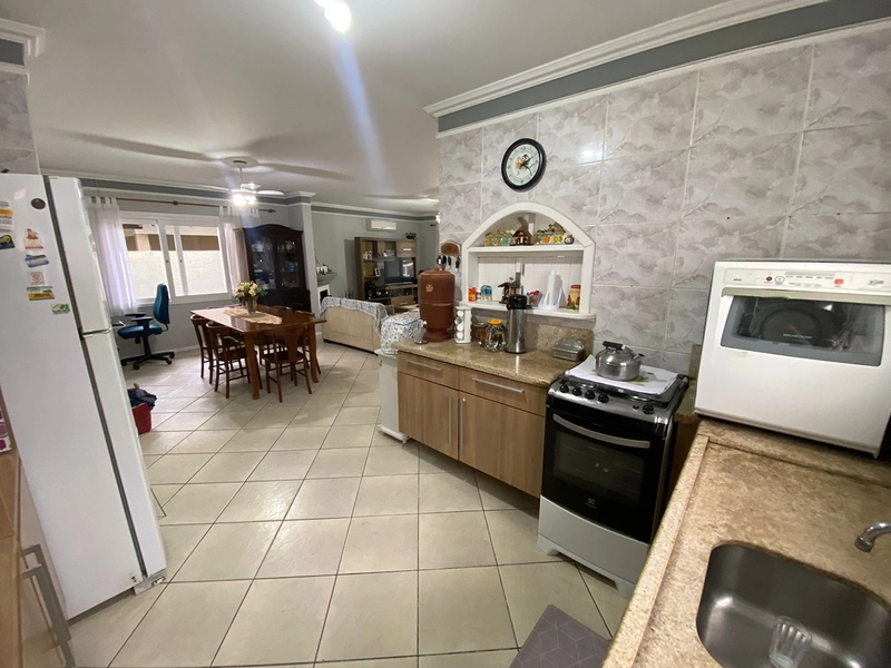 Excelente Casa Térrea no Centro da Praia de Xangri-lá!: 20ª foto da galeria de imagens do imóvel