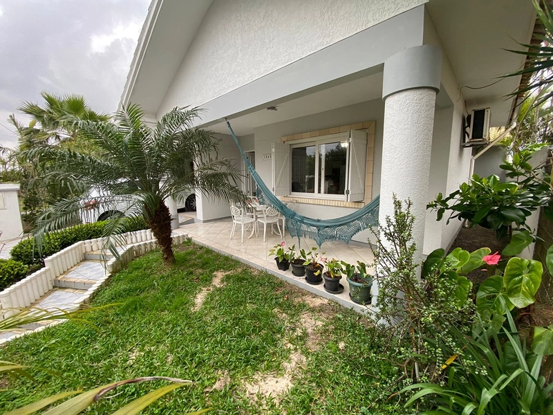 Excelente Casa Térrea no Centro da Praia de Xangri-lá!: 4ª foto da galeria de imagens do imóvel