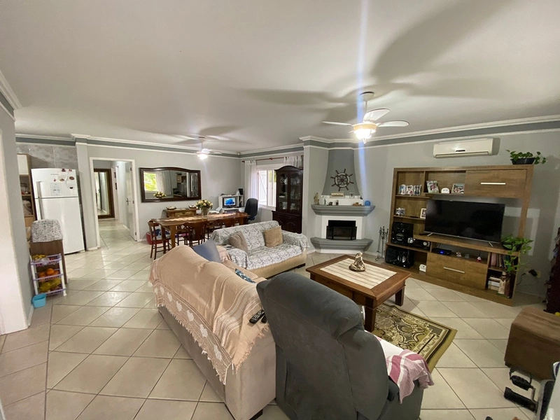 Excelente Casa Térrea no Centro da Praia de Xangri-lá!: 12ª foto da galeria de imagens do imóvel