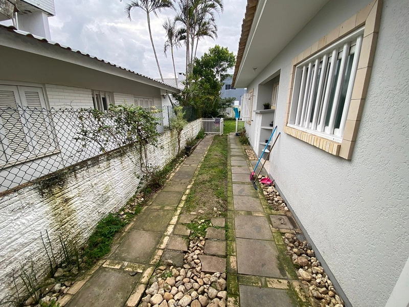 Excelente Casa Térrea no Centro da Praia de Xangri-lá!: 9ª foto da galeria de imagens do imóvel
