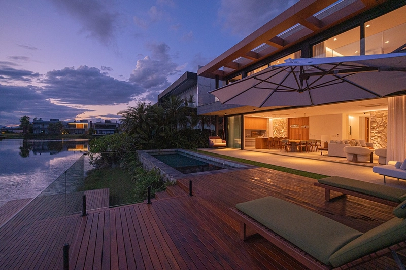 🏡 CASA DE ALTO PADRÃO NO CONDOMÍNIO SENSE – XANGRI-LÁ: 15ª foto da galeria de imagens do imóvel