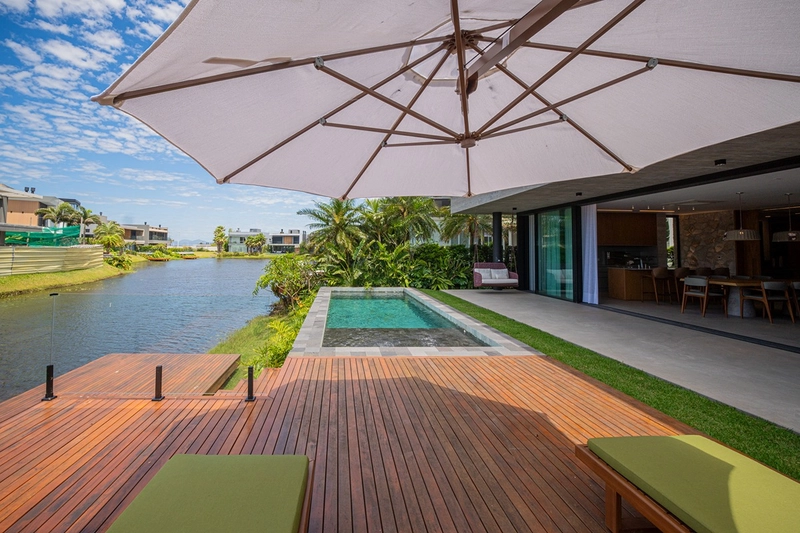 🏡 CASA DE ALTO PADRÃO NO CONDOMÍNIO SENSE – XANGRI-LÁ: 7ª foto da galeria de imagens do imóvel