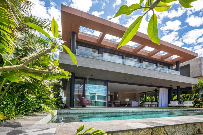 🏡 CASA DE ALTO PADRÃO NO CONDOMÍNIO SENSE – XANGRI-LÁ: 2ª foto da galeria de imagens do imóvel