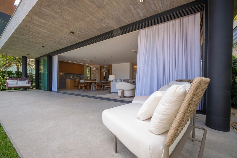 🏡 CASA DE ALTO PADRÃO NO CONDOMÍNIO SENSE – XANGRI-LÁ: 27ª foto da galeria de imagens do imóvel