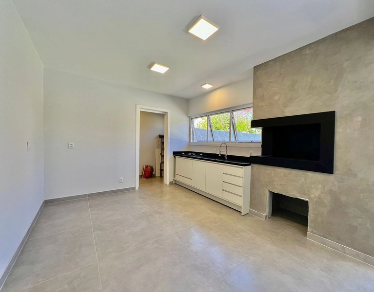 Excelente Casa Perto do Mar, Mobília NOVA, com Piscina, Churrasqueira e um Amplo pátio!: 12ª foto da galeria de imagens do imóvel