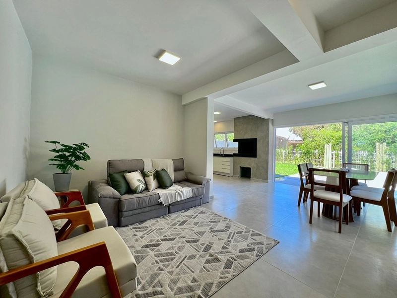 Excelente Casa Perto do Mar, Mobília NOVA, com Piscina, Churrasqueira e um Amplo pátio!: 9ª foto da galeria de imagens do imóvel