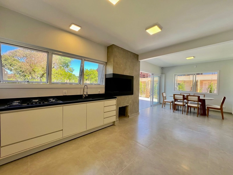 Excelente Casa Perto do Mar, Mobília NOVA, com Piscina, Churrasqueira e um Amplo pátio!: 14ª foto da galeria de imagens do imóvel