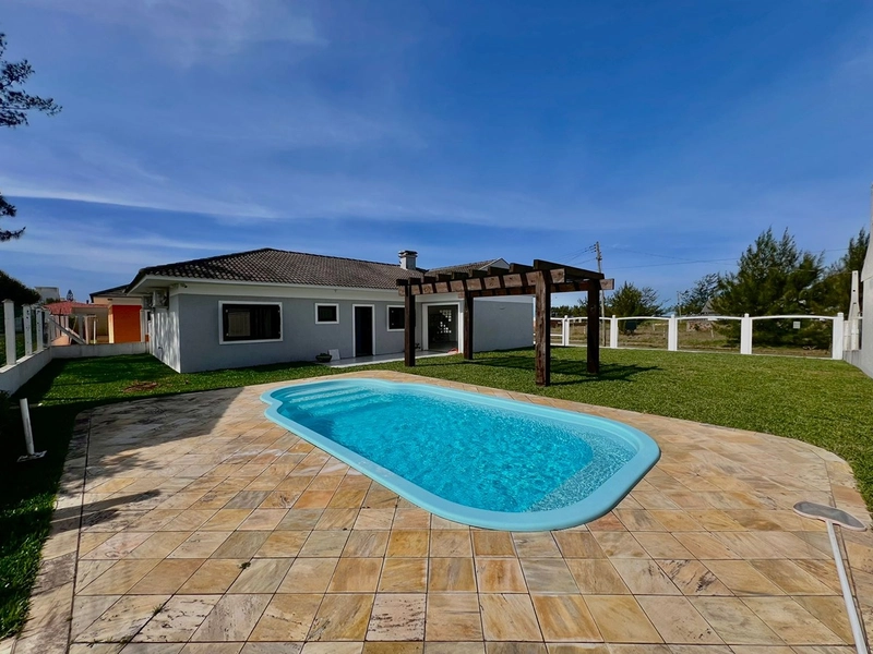 Uma casa para você e sua família aproveitarem o Verão! : 8ª foto da galeria de imagens do imóvel