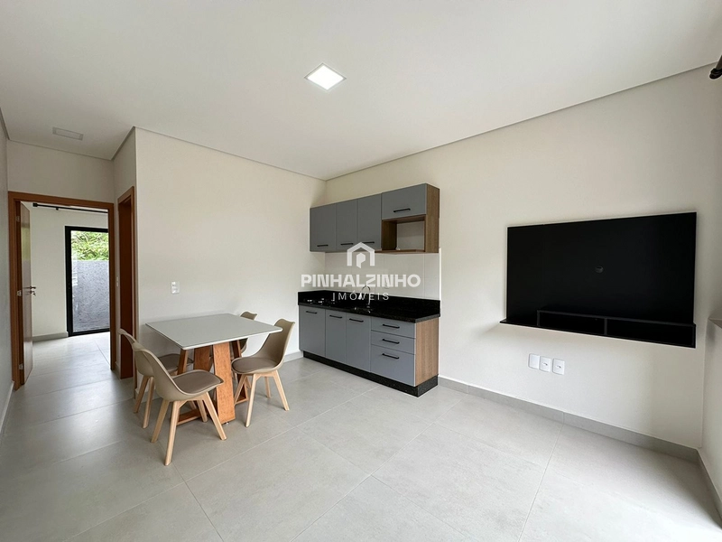 Casa 1 dormitório semi-mobiliada, pronta para morar a 2 min do centro: 2ª foto da galeria de imagens do imóvel