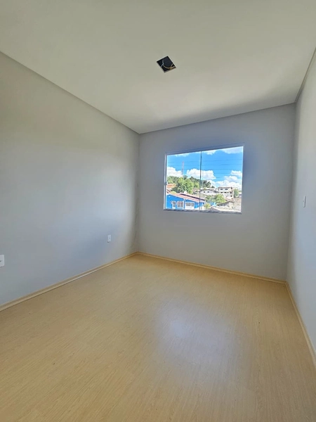 Sobrado no Bairro Maria Luiza: 10ª foto da galeria de imagens do imóvel