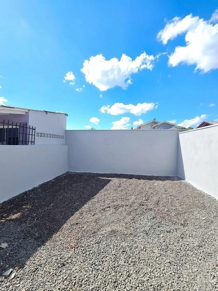 Casa Geminada no Bairro Santa Helena: 5ª foto da galeria de imagens do imóvel