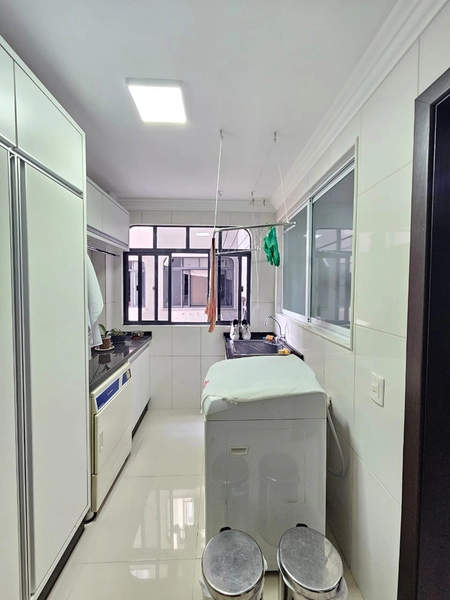 Apartamento 3 Dormitórios na rua do Angeloni - Centro : 5ª foto da galeria de imagens do imóvel