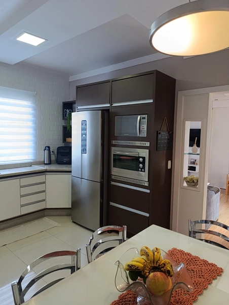 Sobrado com 2 Dormitórios no Bairro Santa Maria: 2ª foto da galeria de imagens do imóvel