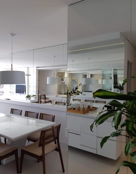 Apartamento de Alto Padrão com 2 Suítes e Living Amplo: 15ª foto da galeria de imagens do imóvel