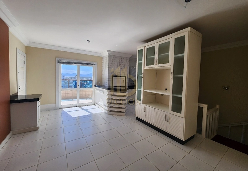 Cobertura à venda no Edifício Luiz Bassani: 4ª foto da galeria de imagens do imóvel