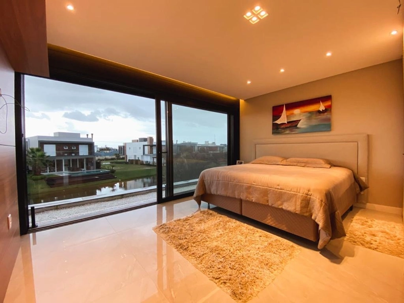 Excelente Casa em Condomínio de 5 Dormitórios em Capão da Canoa: 16ª foto da galeria de imagens do imóvel