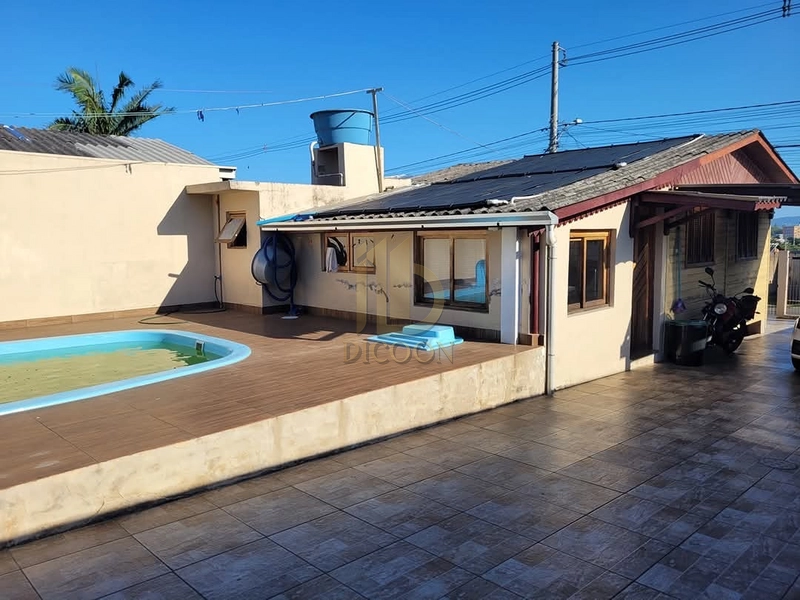 Casa com 4 quartos à venda : 7ª foto da galeria de imagens do imóvel