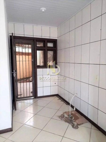 CASA CANOAS 2 QUARTOS E 1 BANHEIRO: 5ª foto da galeria de imagens do imóvel